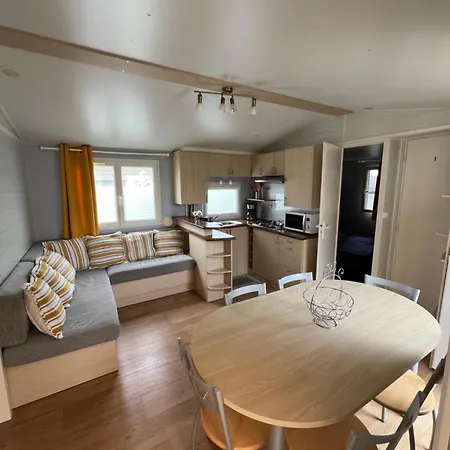 Mobil Au 5 Etoiles A Deauville Saint-Arnoult (Calvados)