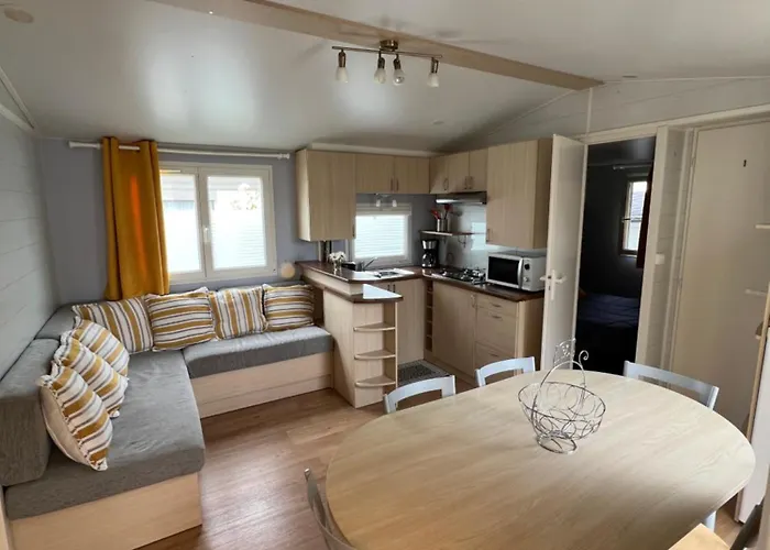 Mobil Au 5 Etoiles A Deauville Saint-Arnoult (Calvados)