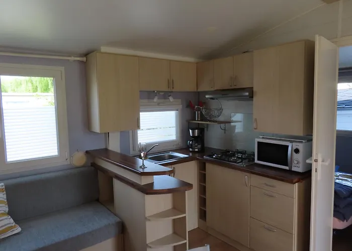 Campingplatz Mobil Au 5 Etoiles A Deauville Saint-Arnoult (Calvados)