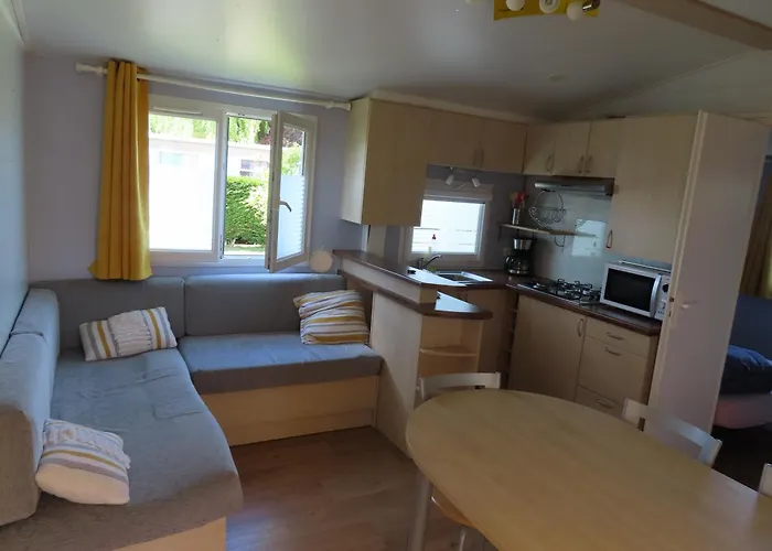 Mobil Au 5 Etoiles A Deauville Campingplatz